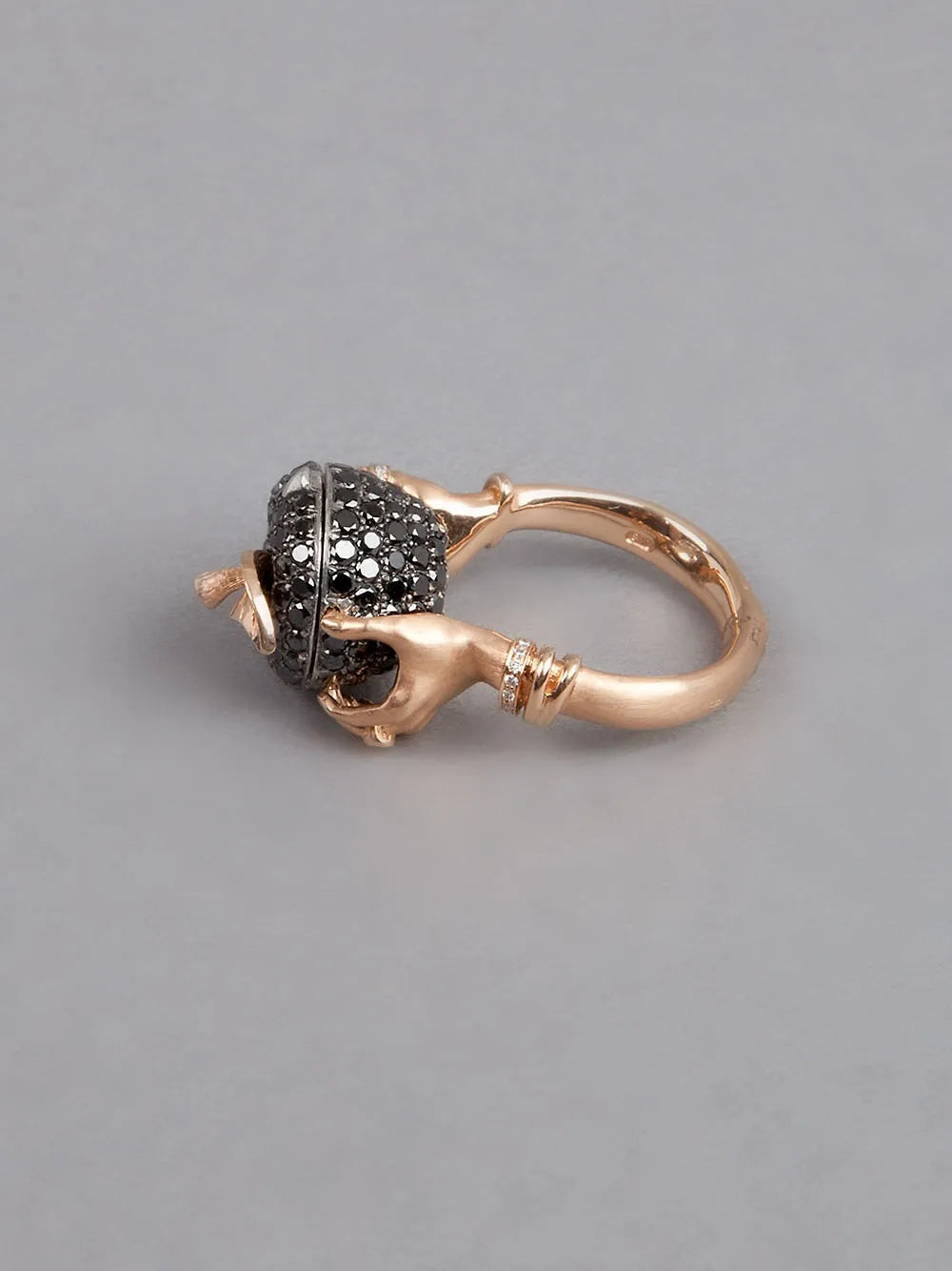 small poison apple ring
