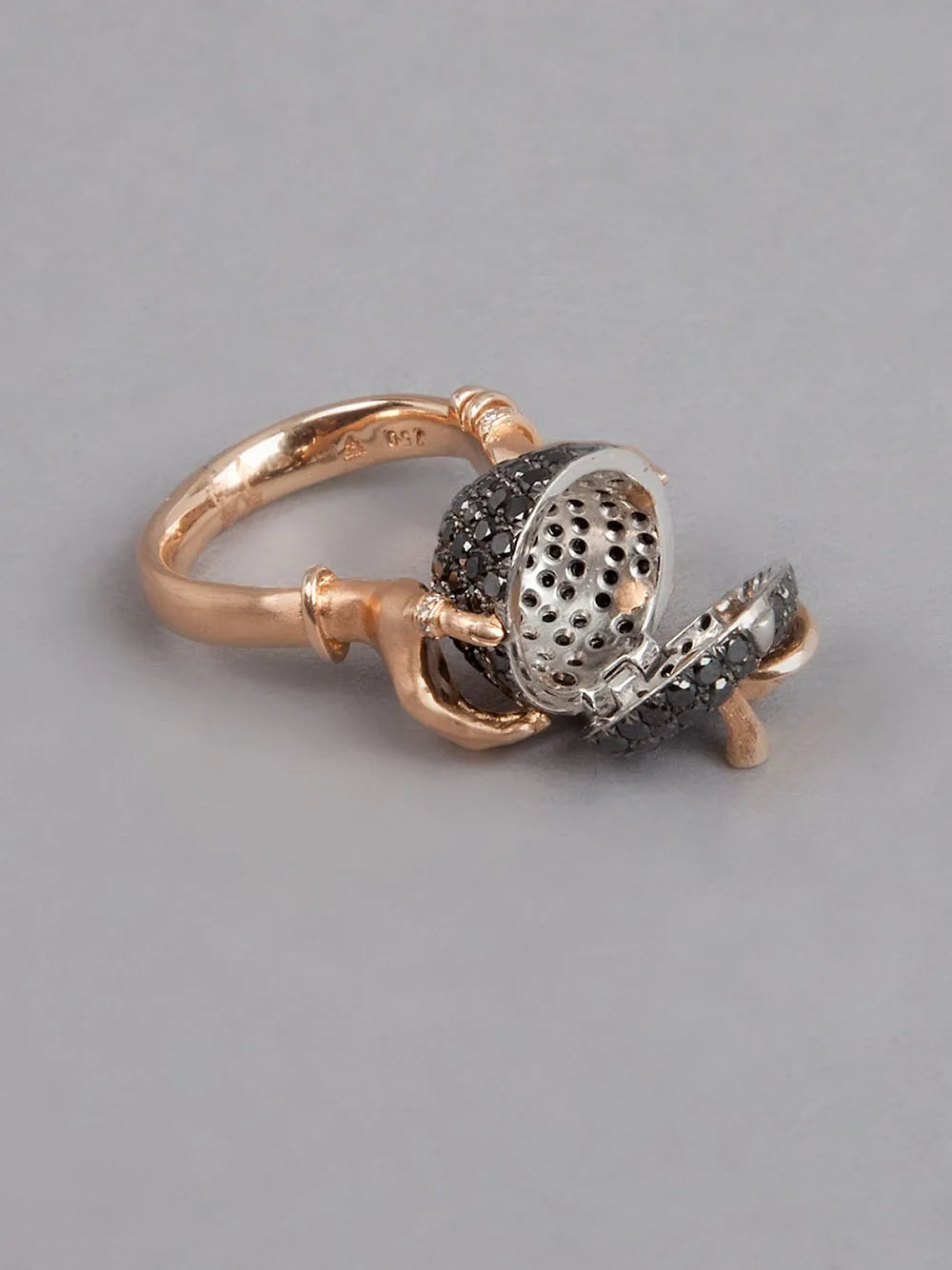 small poison apple ring