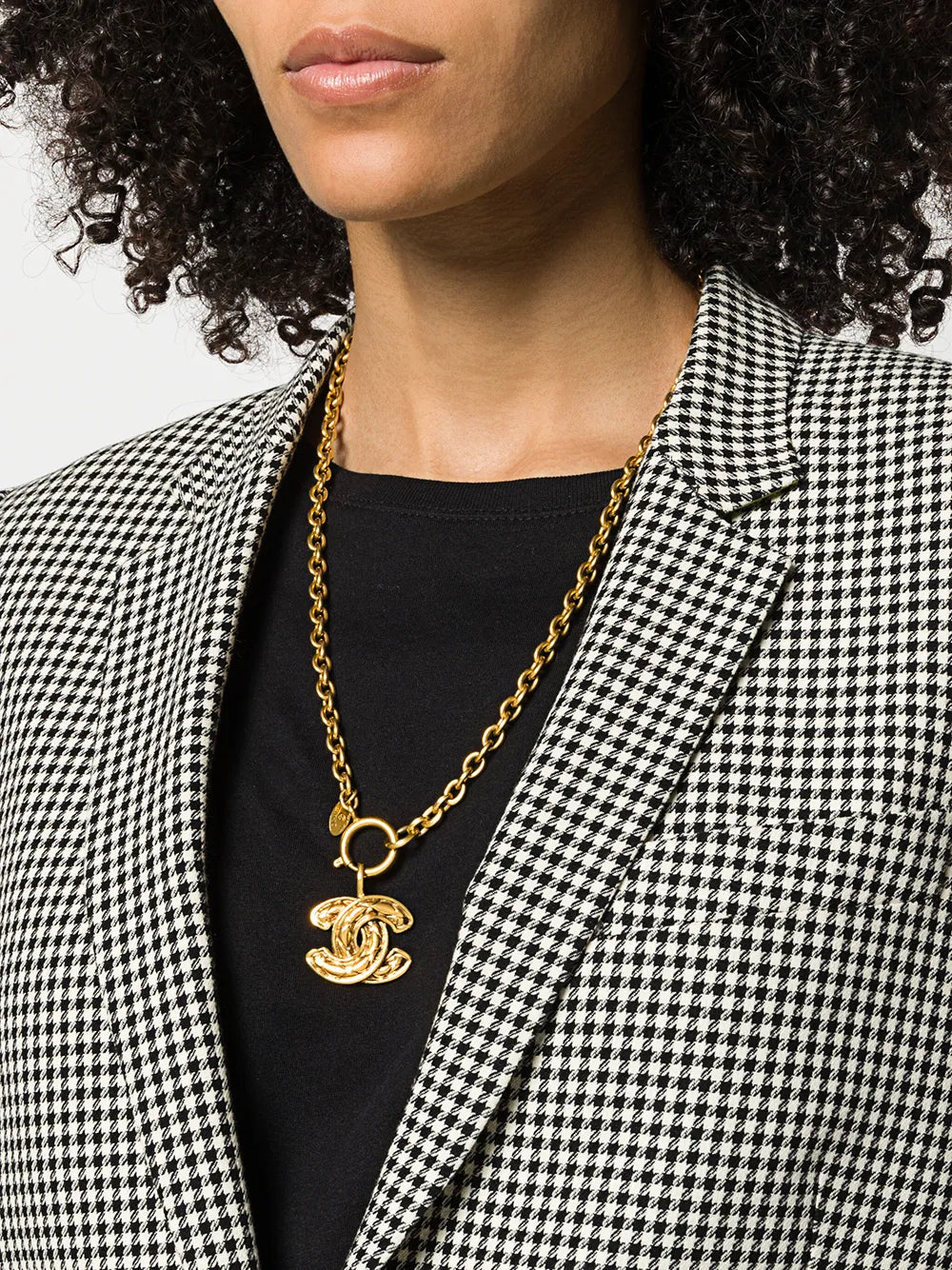 1980s quilted pendant necklace