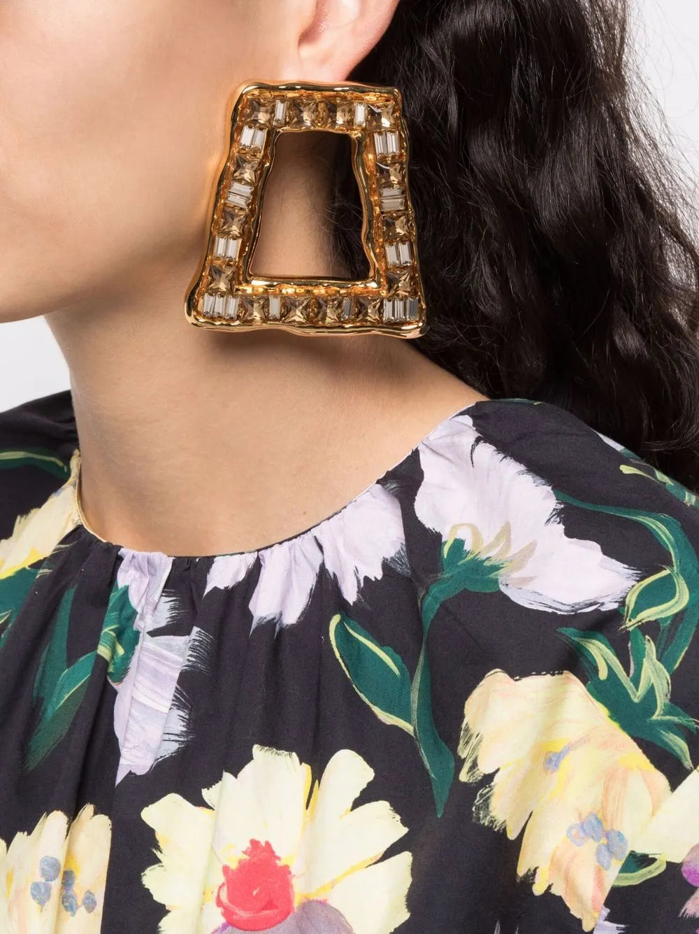 crystal-embellished single earring