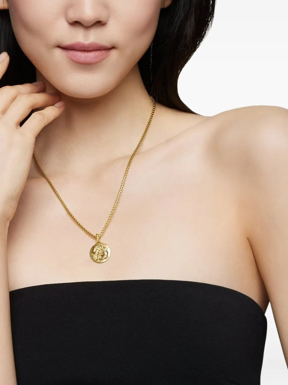 18K yellow gold Pisces diamond necklace