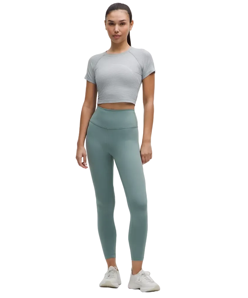 Lululemon Swiftly Tech Cropped Shorts-Sleeve Shirt 2.0 Spandex Stripe White/Grey Oasis