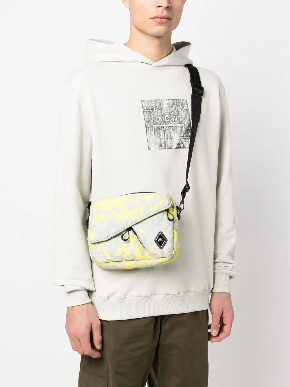 logo-print shoulder bag