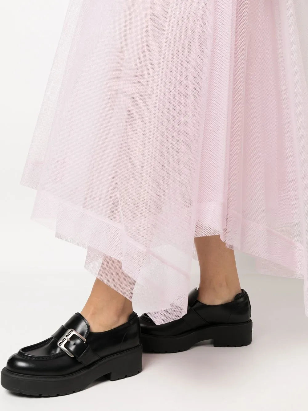 asymmetric-design tiered-skirt