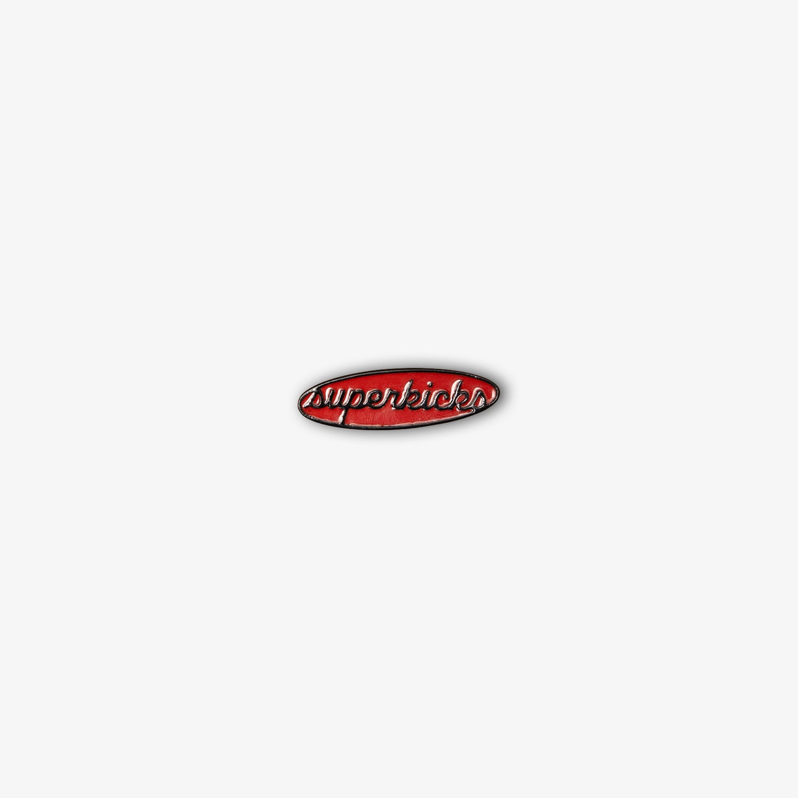 SUPERKICKS PIN BADGE { RED