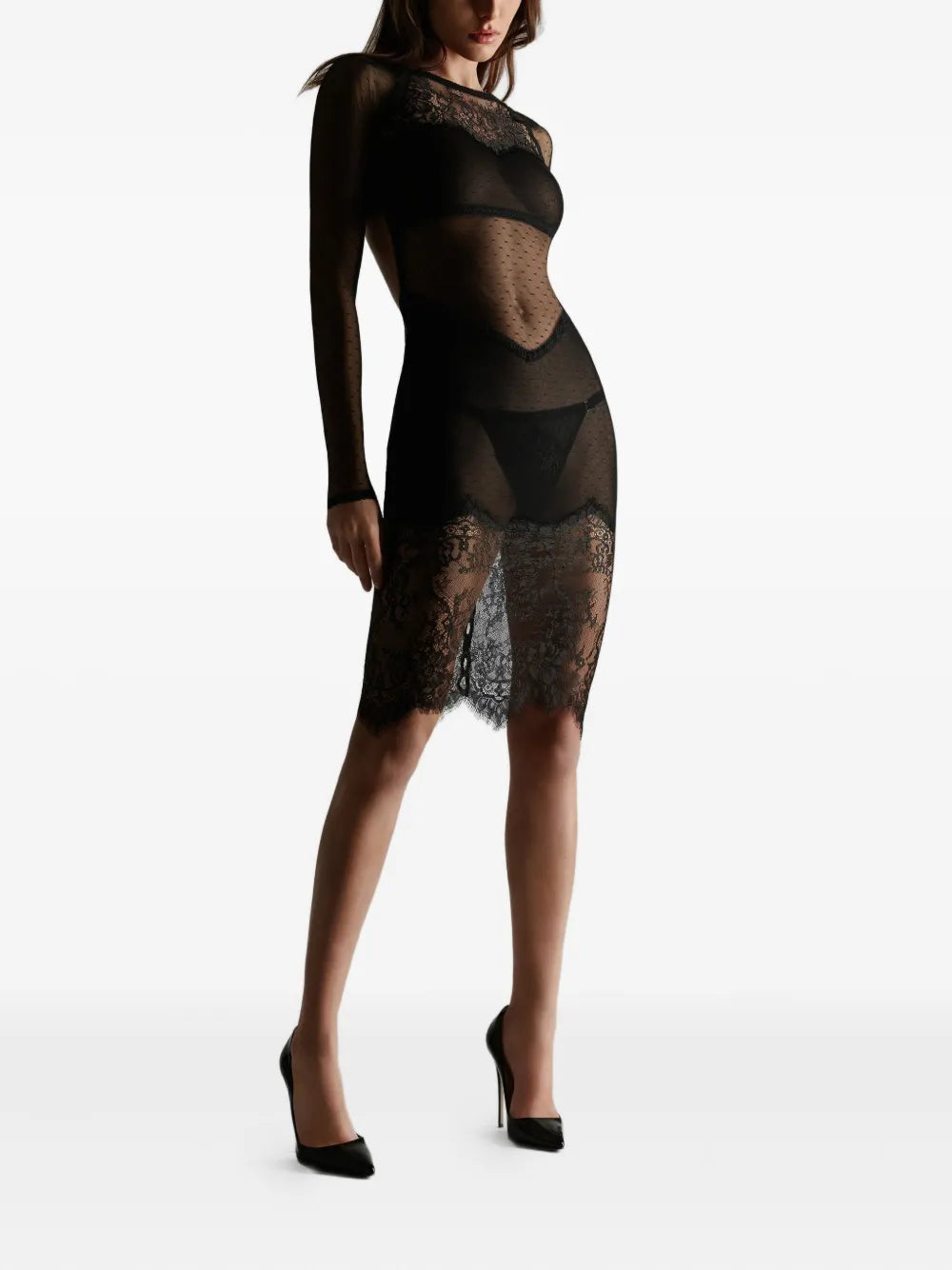Inspiration Divine floral-lace dress