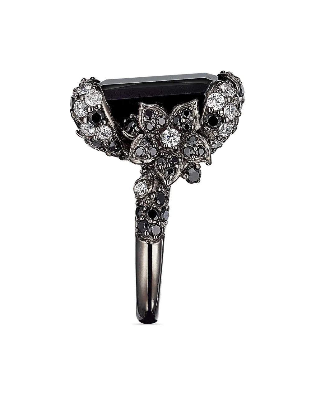 18kt white gold Black Diamond Cinderella cocktail ring