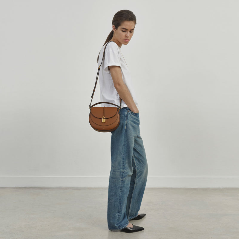DeMellier The Siena Saddle tan small grain