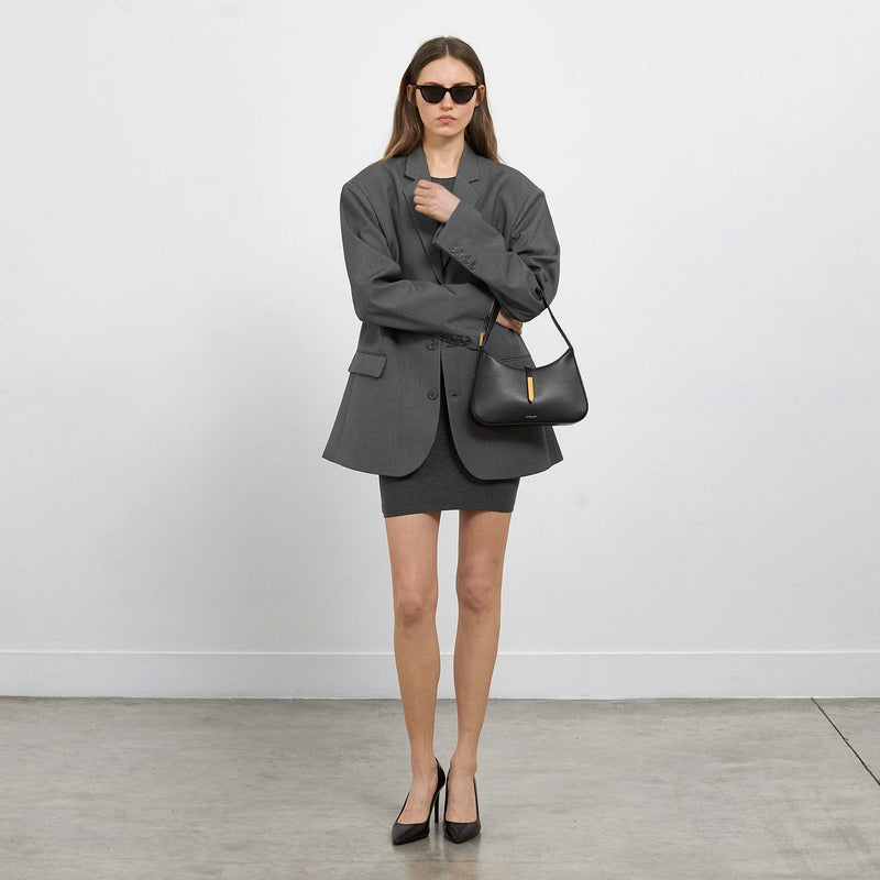 DeMellier The Tokyo black lizard-effect