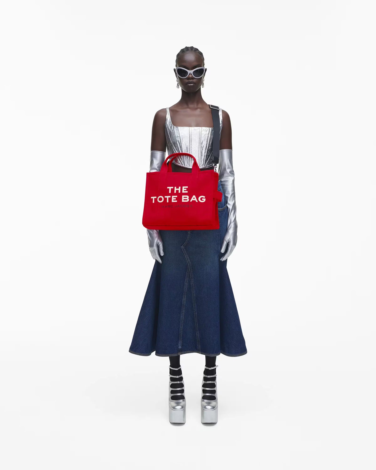 Marc Jacobs Marc Jacobs The Canvas Medium Tote Bag True Red True Red
