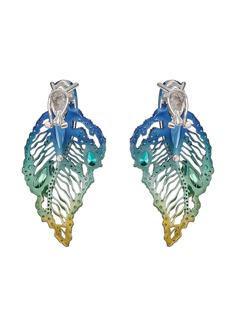 18kt white gold Aurora Titan sapphire earrings