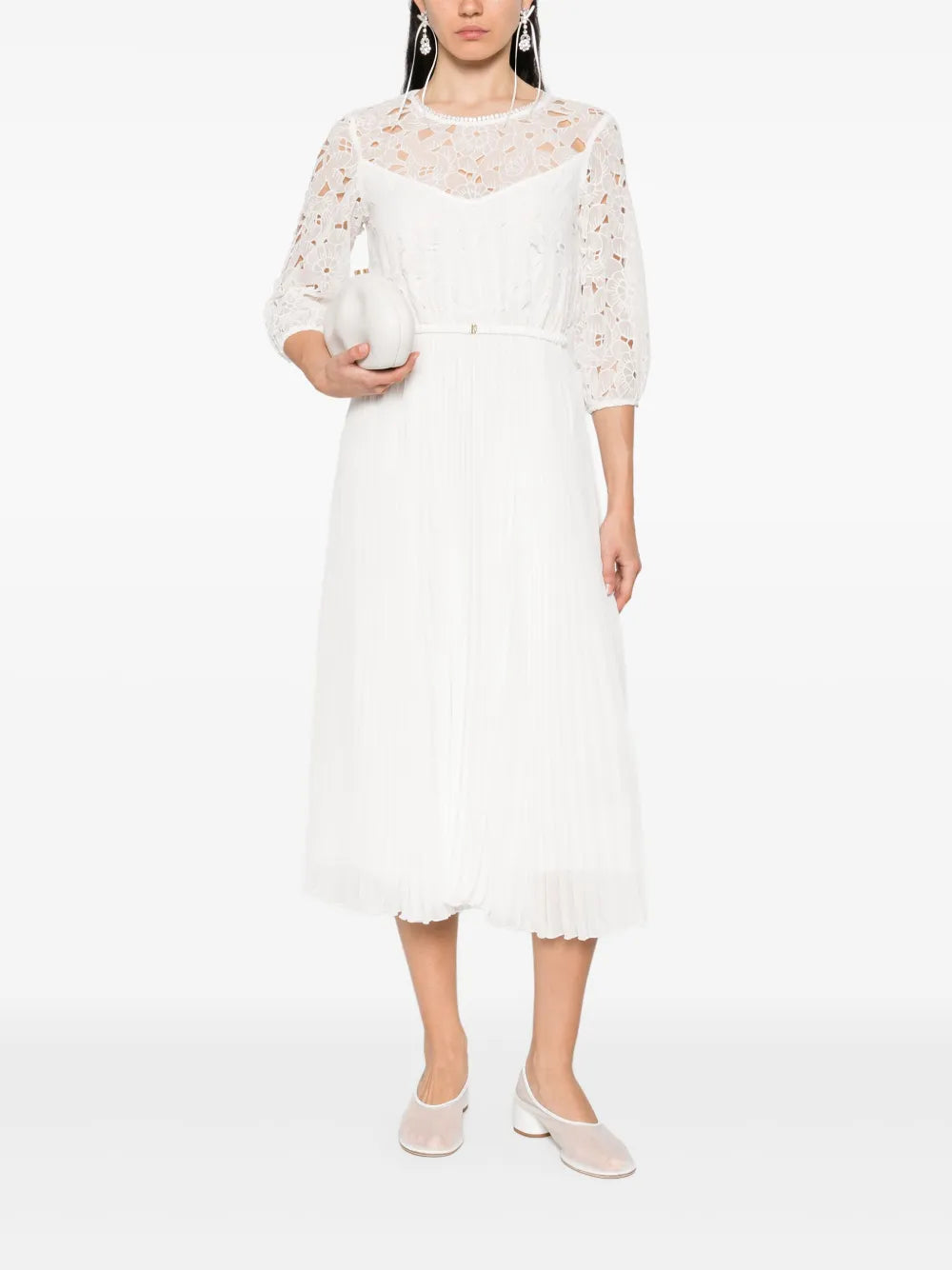 floral-embroidered pleated dress