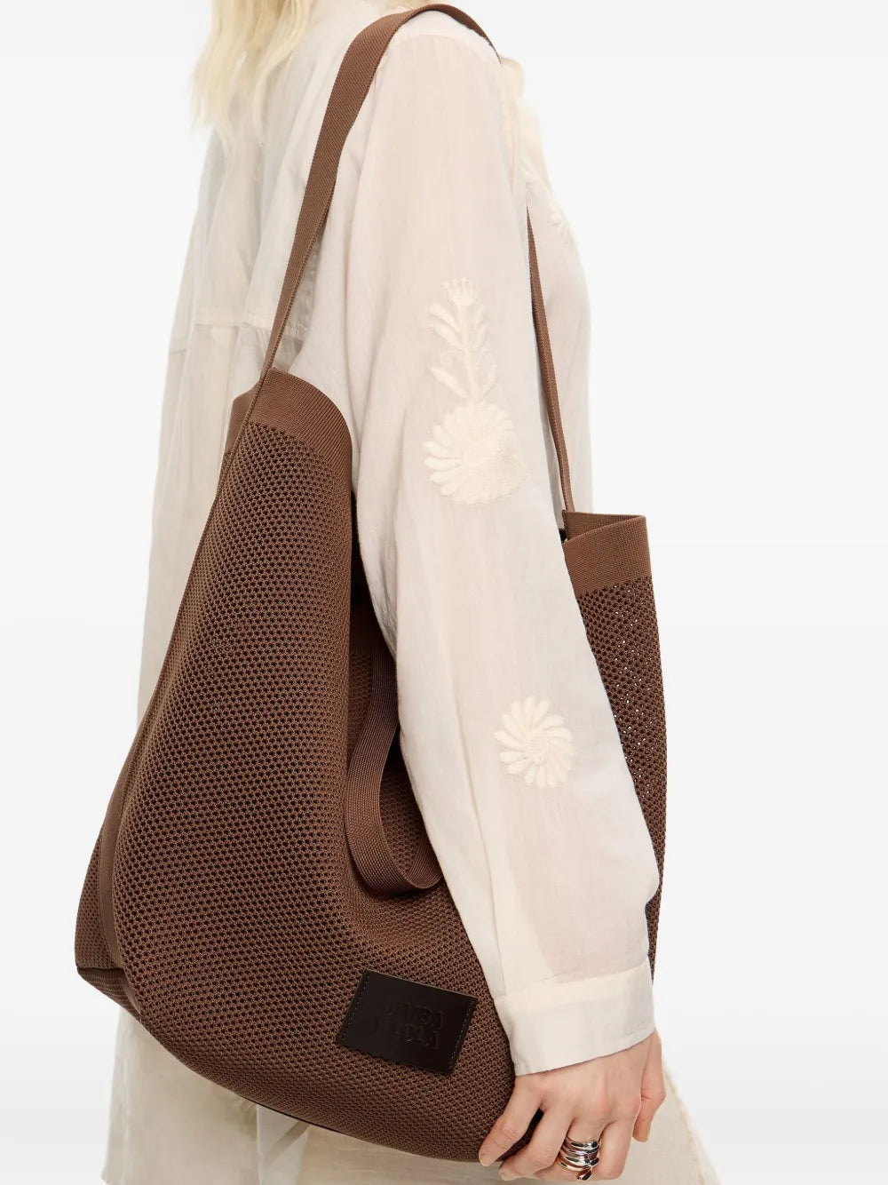 large Chihuahua mesh-knit tote bag