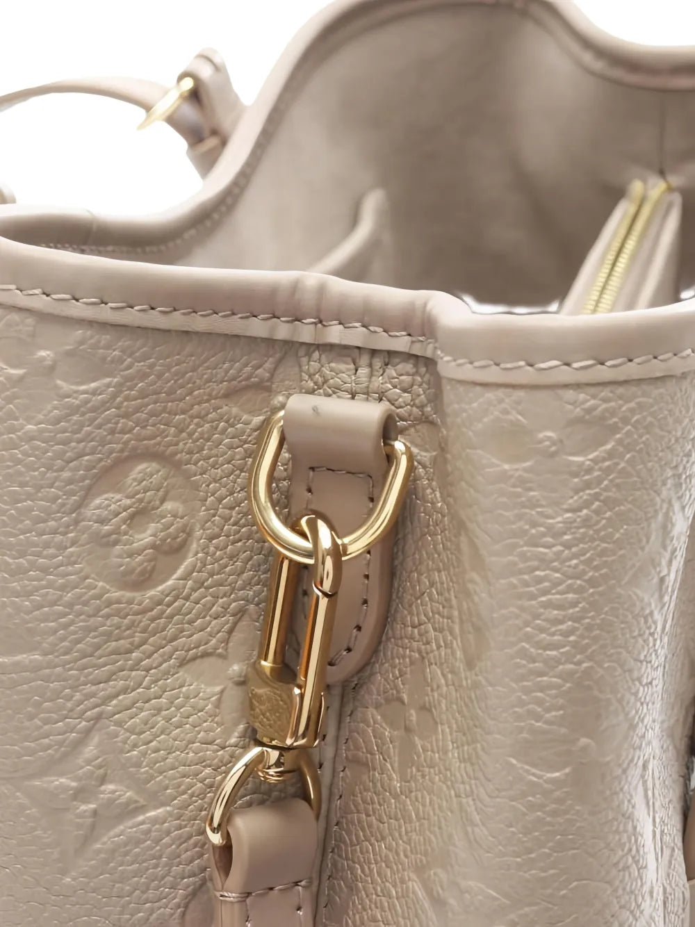 2021s Babylon PM leather tote bag