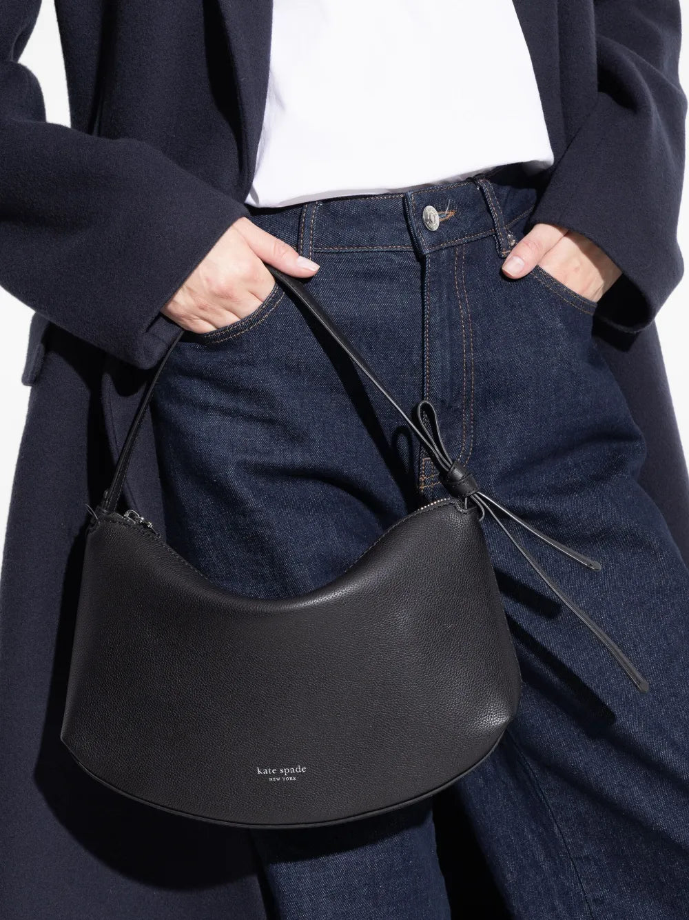 medium Loop leather shoulder bag