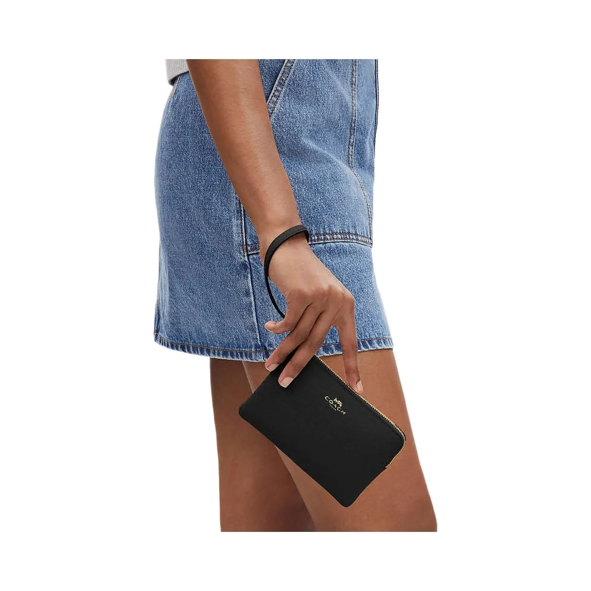 Coach Corner Zip Wristlet Crossgrain Leather-Gold-Black