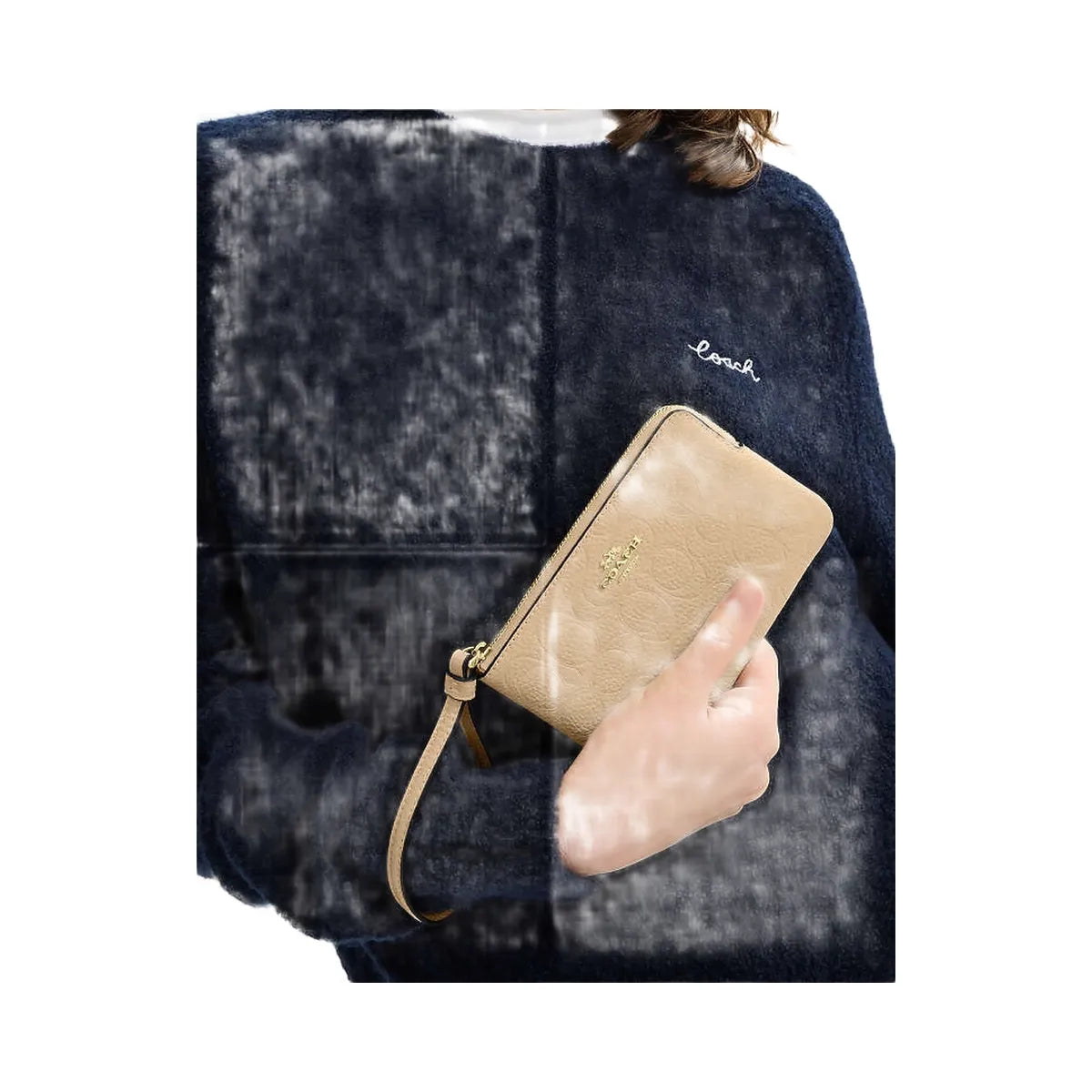 Coach Corner Zip Wristlet In Signature Leather Pebbled Leather-Im-Oat