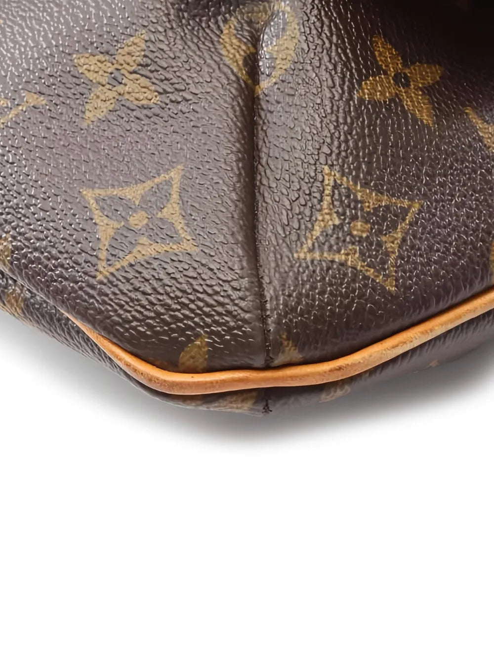 2001 Musette monogram shoulder bag