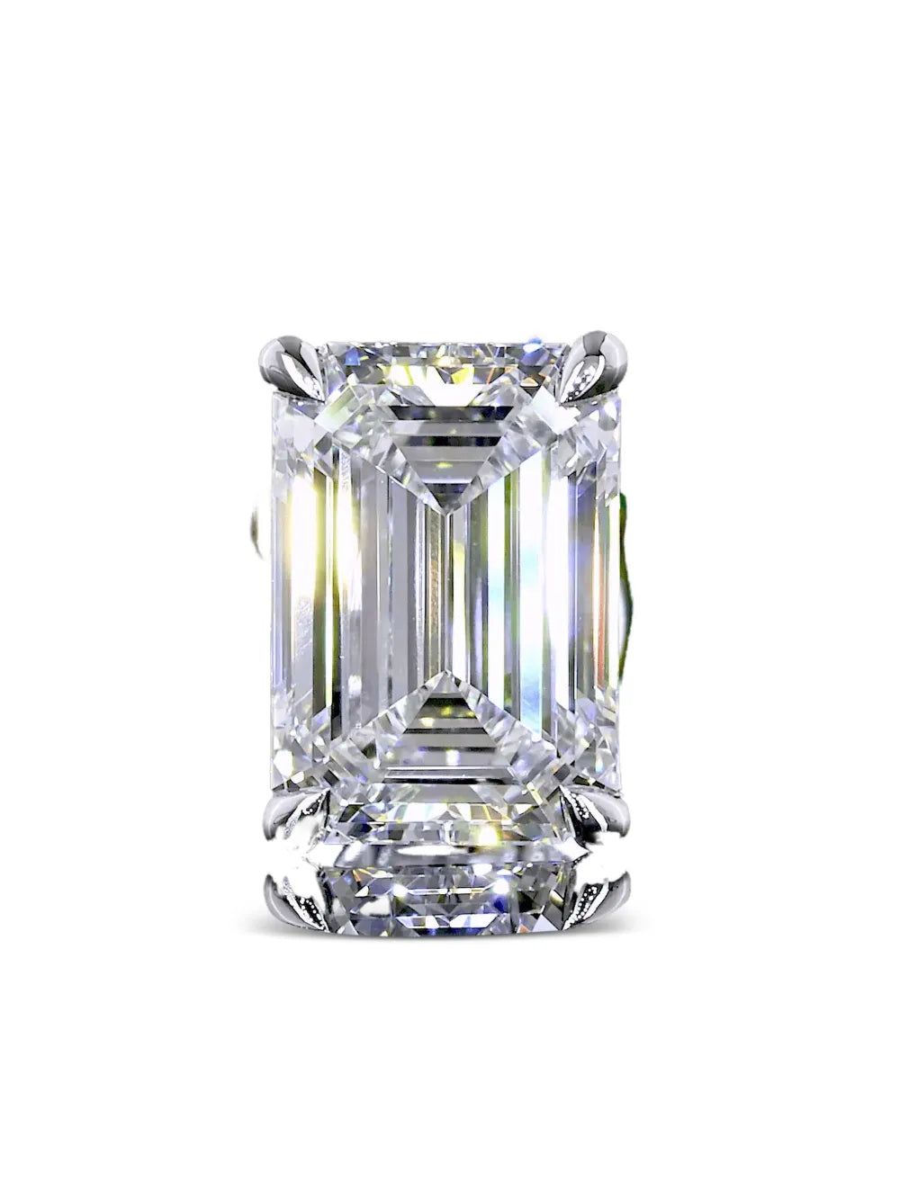 14K white gold diamond stud earrings