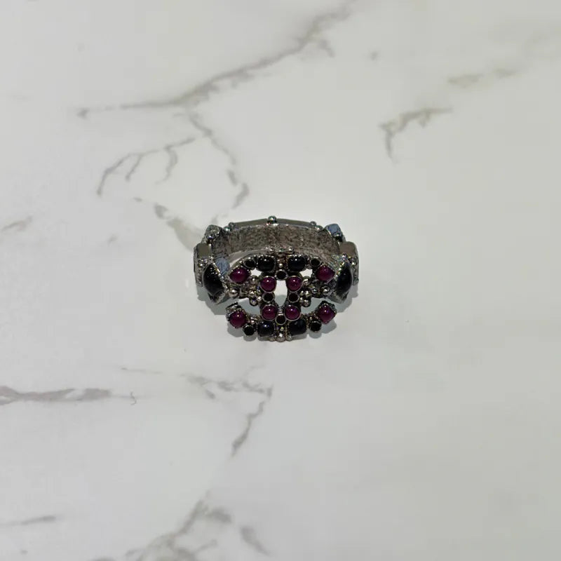 JX404 - CHANEL CC Logo Black / Purple Studs Silver Ring