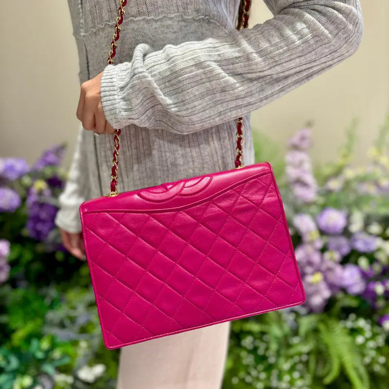 RB637 - CHANEL Vintage Pink Lambskin Quilted Flap Bag
