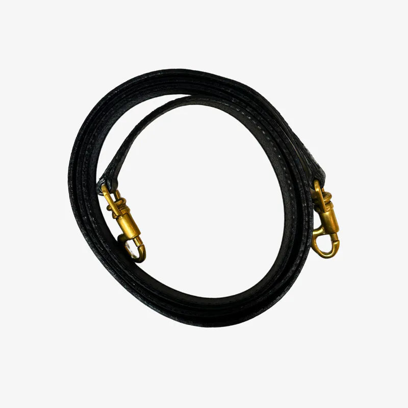 JW392 - GUCCI Vintage Black Pigskin Leather Bamboo Shoulder Bag