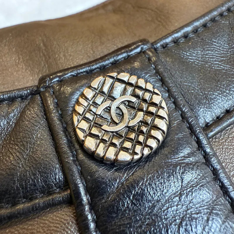 RB727 - CHANEL Vintage Girl Dark Brown Leather Bag