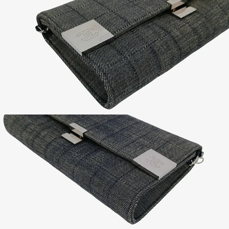 JU391 - CHANEL Vintage Black Denim Chocolate Bar Flap Bag