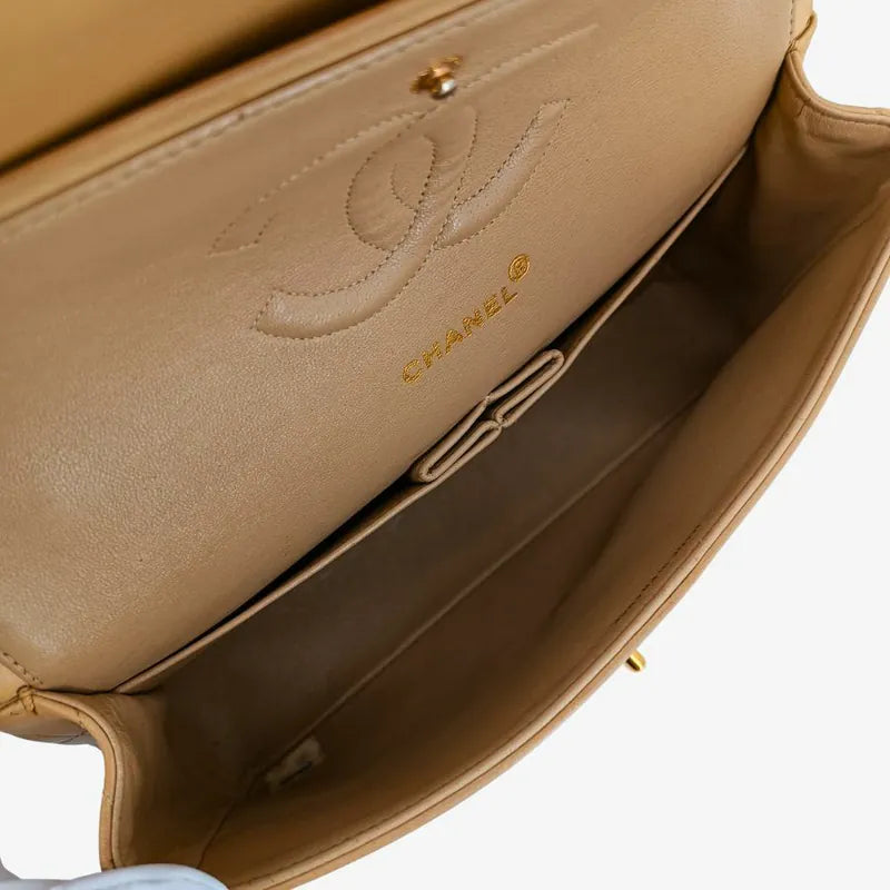 C469 - CHANEL Vintage Beige Lambskin 25cm Classic Flap Bag