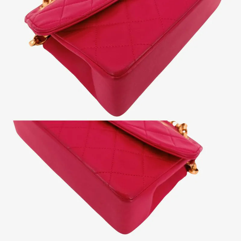 RA627 - CHANEL Vintage Pink Lambskin Gold Chain Flap Bag