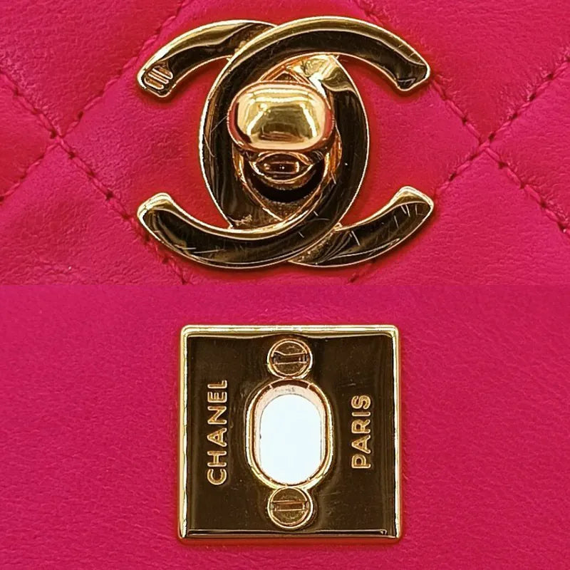 RA627 - CHANEL Vintage Pink Lambskin Gold Chain Flap Bag