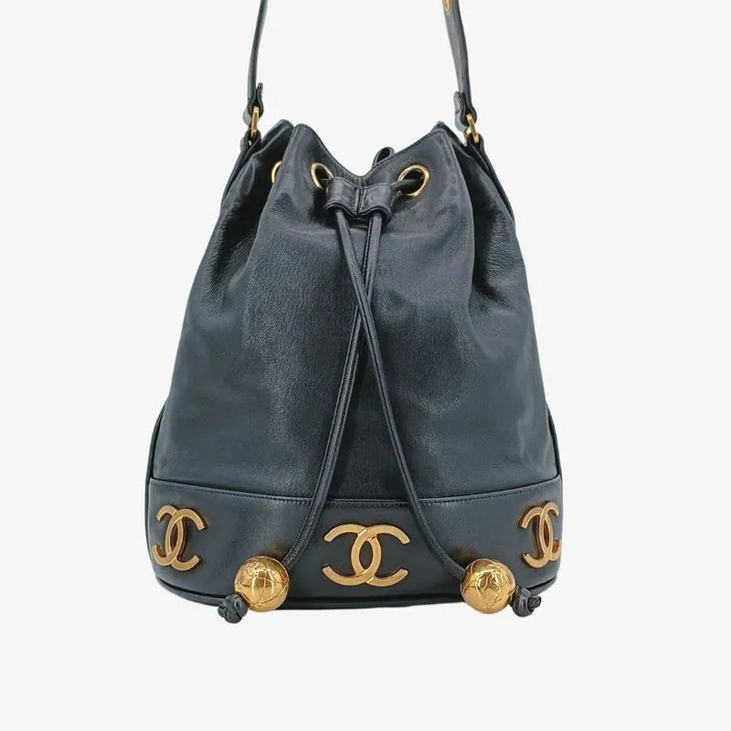 RA340 - CHANEL Black Lambskin Mini Vanity Case Bag