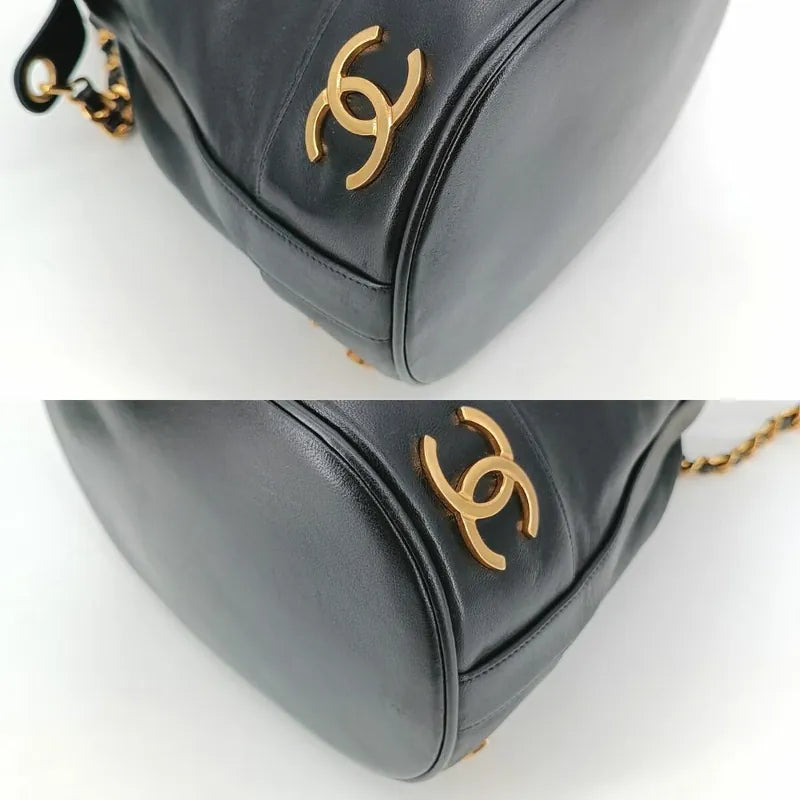 RA340 - CHANEL Black Lambskin Mini Vanity Case Bag