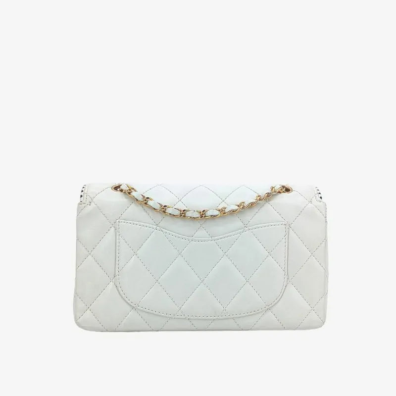 RA166 - CHANEL Vintage White Lambskin 25cm Flap Bag