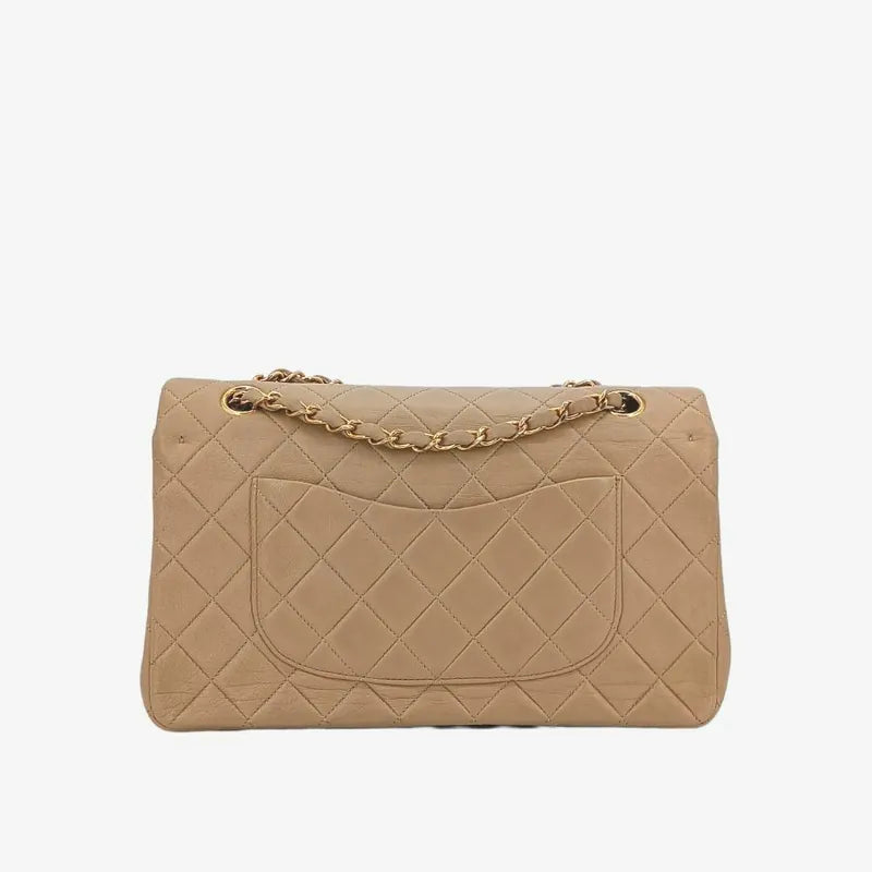 RA018 - CHANEL Vintage Beige Lambskin 25cm Classic Flap Bag