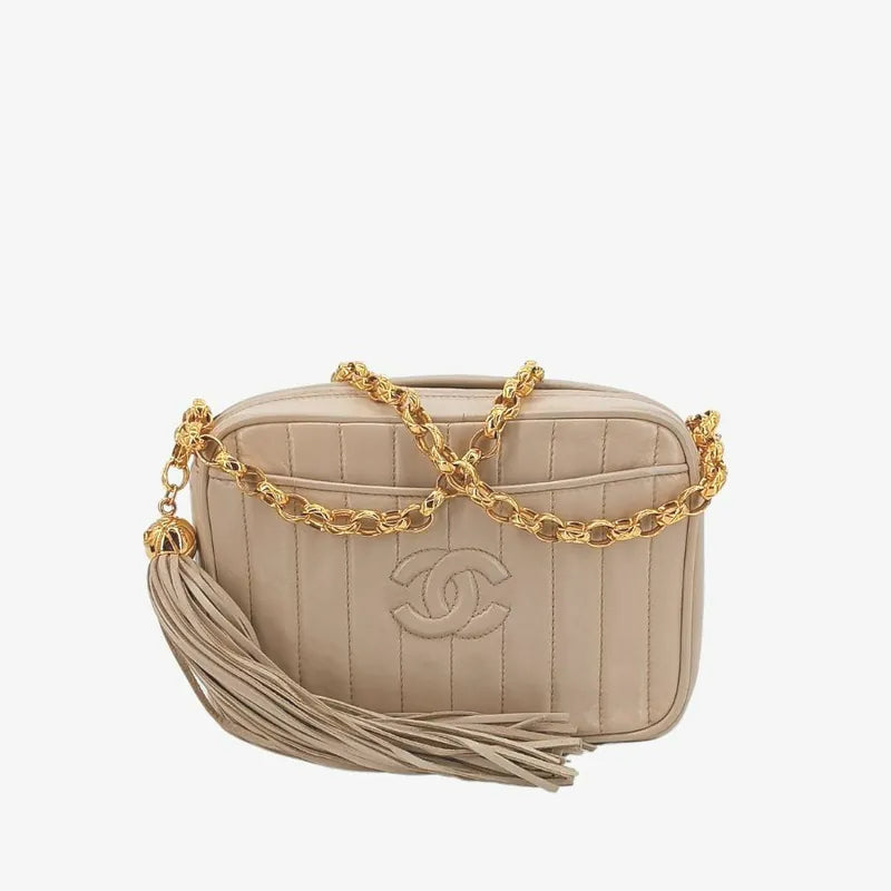 JT248 - CHANEL Vintage Beige Lambskin Tassels Gold Chain Camera Bag