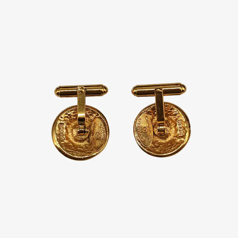 RB269 - CHANEL Cuff Buttons