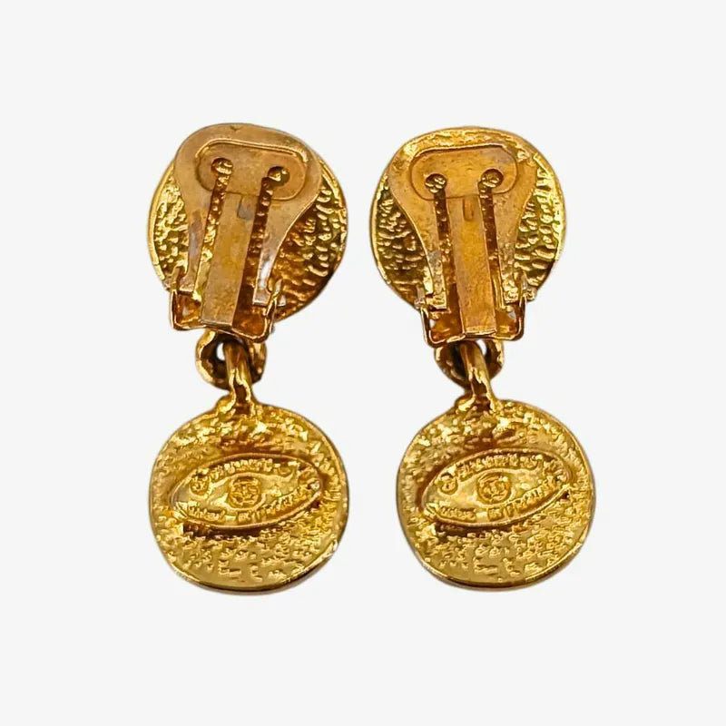 C421 - CHANEL Vintage Red/Green Glass Crystal Clip-On Earrings