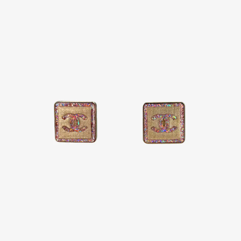 C606 - CHANEL Pink Square CC Logo Earrings