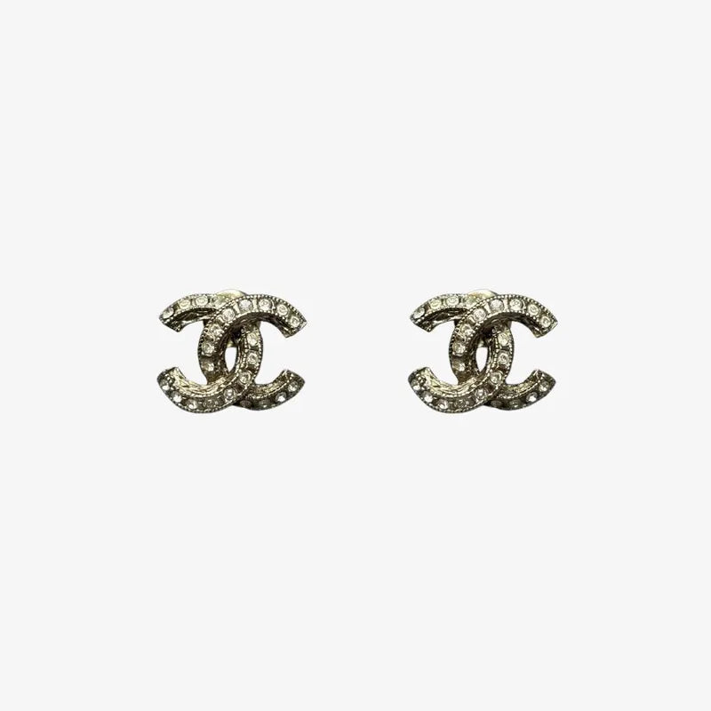 RE290 - CHANEL CC Logo Silver Earrings