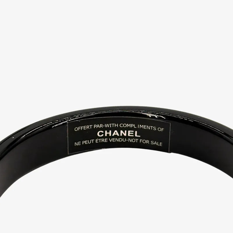 JW782 - CHANEL Black Acrylic Rouge Coco Shine Bracelet