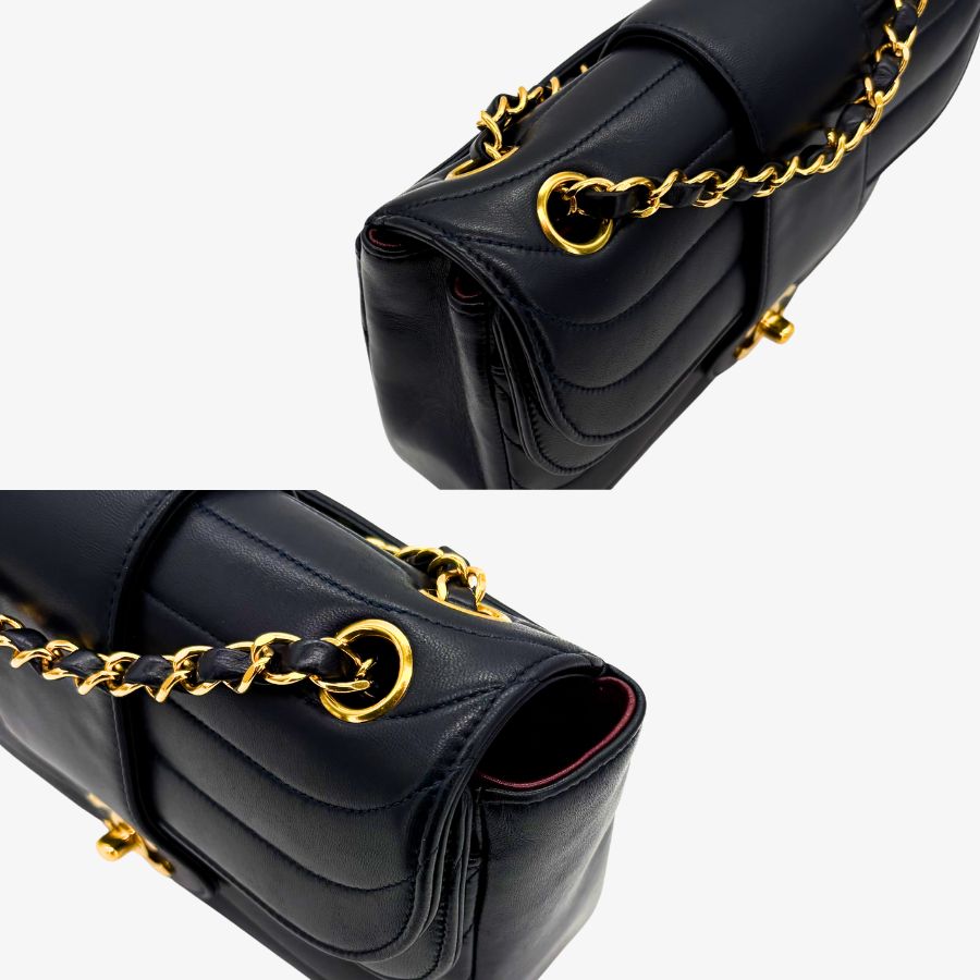 KA748 - CHANEL Vintage Navy Lambskin Horizontal Stripes Flap Bag