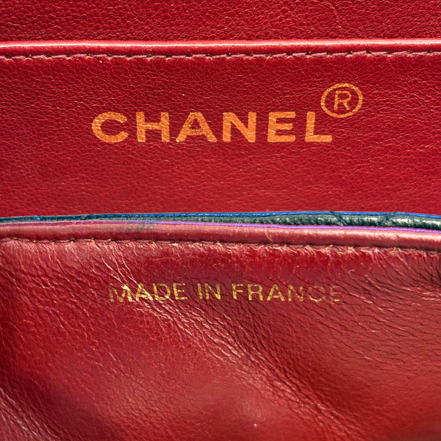 RG858 - CHANEL Vintage Black Lambskin 25cm Diana Flap Bag