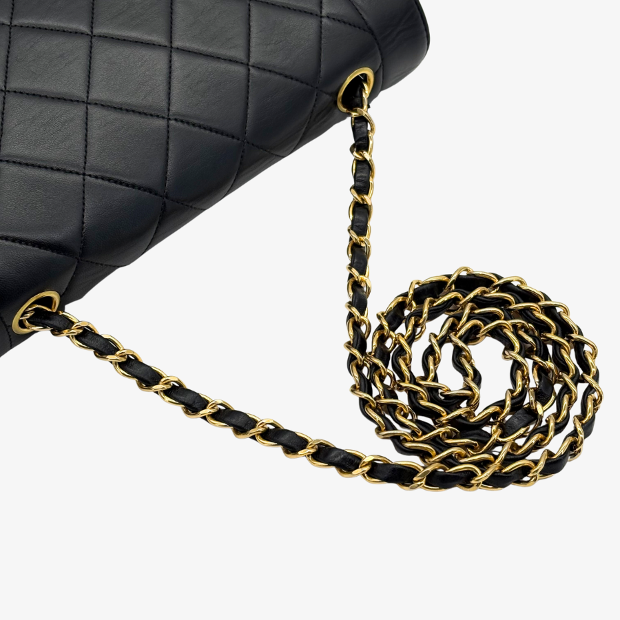 RG858 - CHANEL Vintage Black Lambskin 25cm Diana Flap Bag