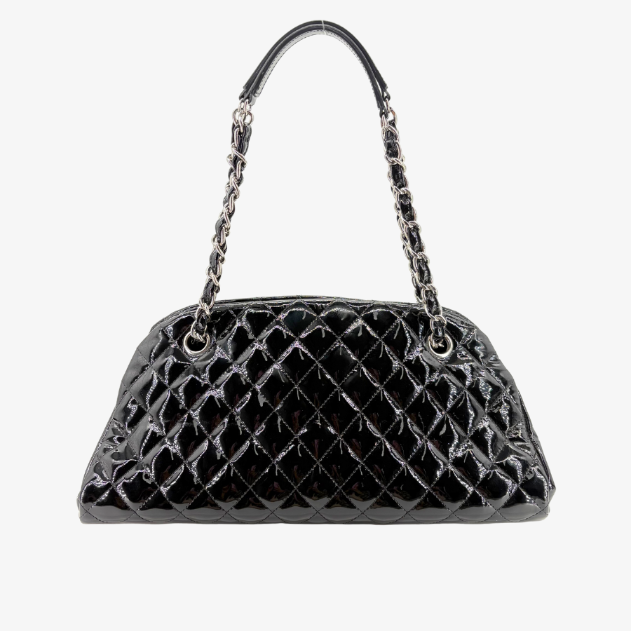 CS041 - CHANEL Vintage Black Mademoiselle Leather CC Charm Shoulder Bag
