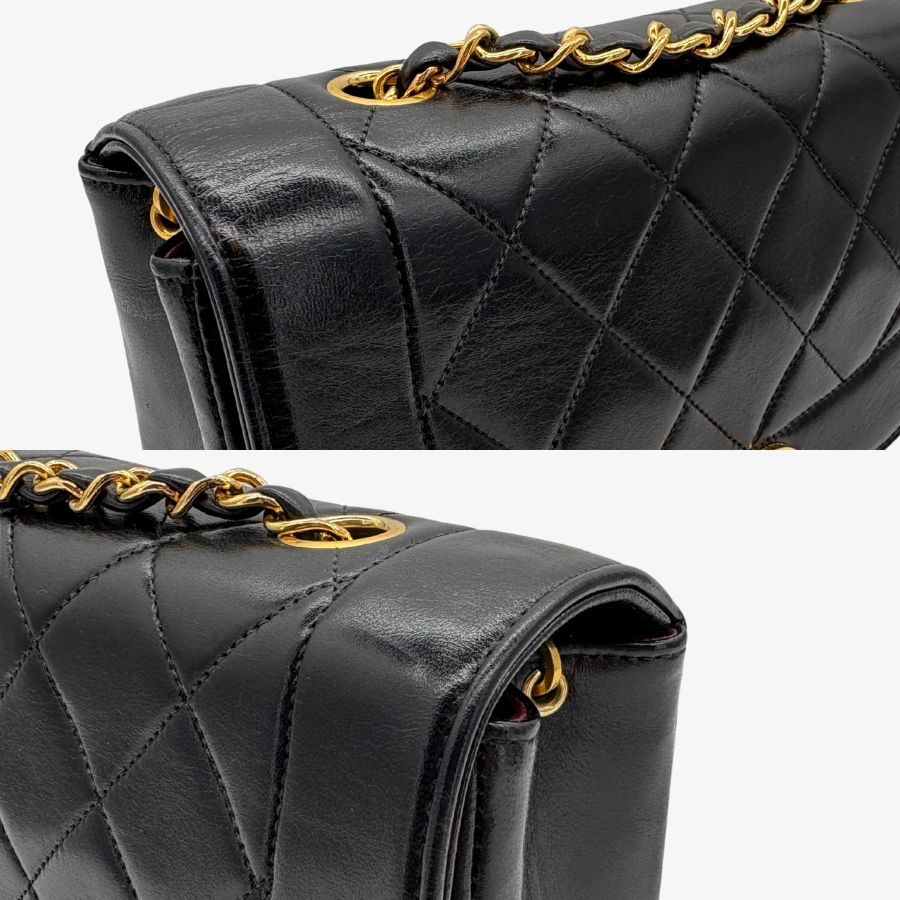 CS044 - CHANEL Vintage Black Lambskin 22cm Diana Flap Bag