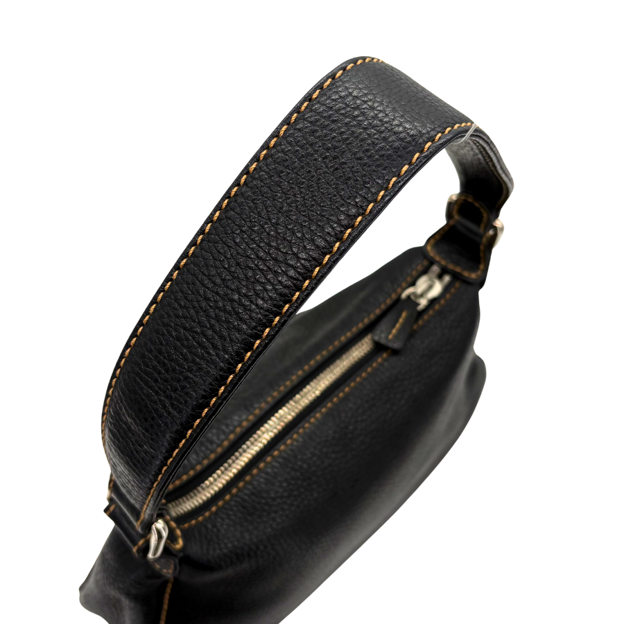 JAH226 - CHANEL Vintage Black Caviar Leather Handbag