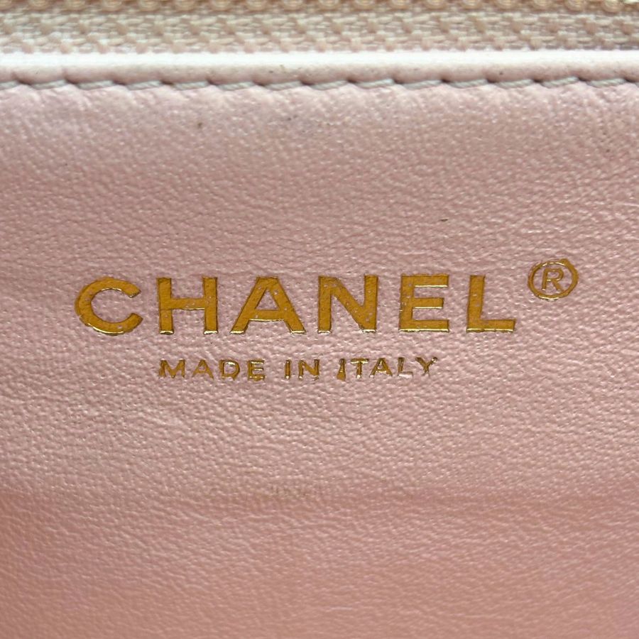 JAH220 - Chanel Vintage Black Caviar Leather Flap Bag