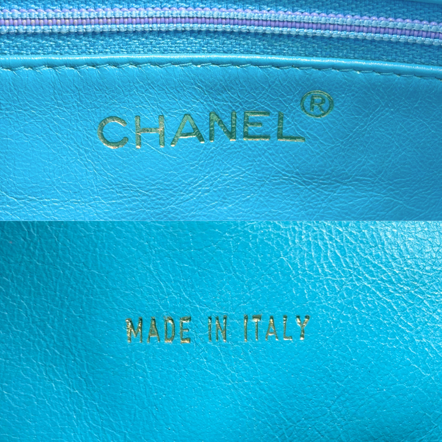 CS049 - CHANEL Vintage Blue Caviar Leather Quilted Camera Bag
