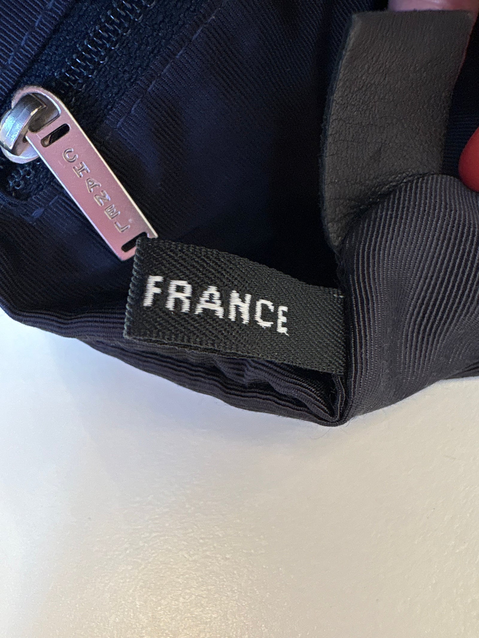 CS087 - CHANEL Vintage Dark Blue Denim Chocolate Bar Flap Bag